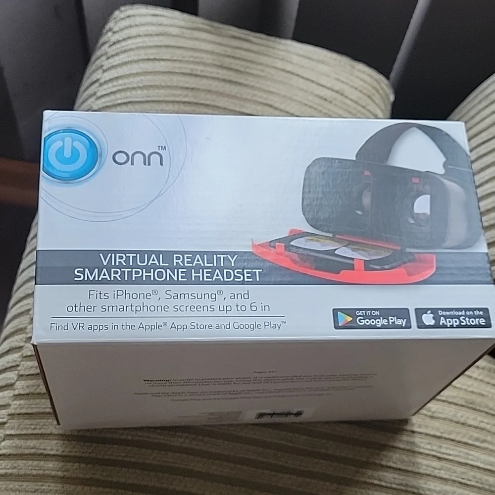Virtual Reality Smartphone Headset! NWT!